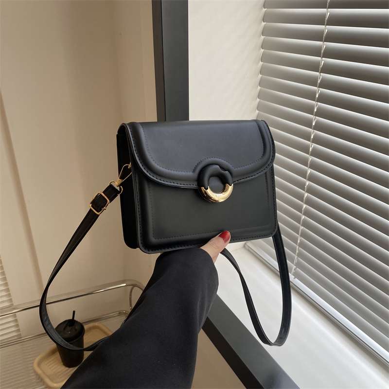 ポシェット　シンプルポシェット