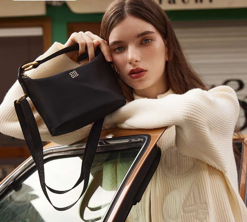 シンプル上品 ポシェット