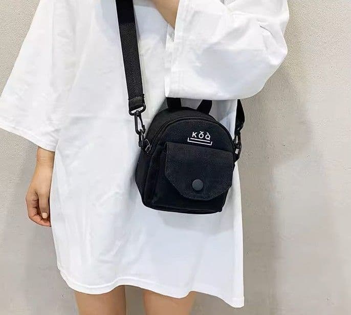 ポシェット　コンパクト多機能ミニポシェット