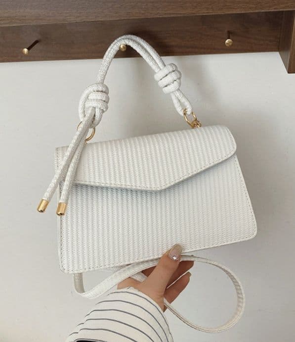 ポシェット 上品な結び目ハンドル竹編みポシェット