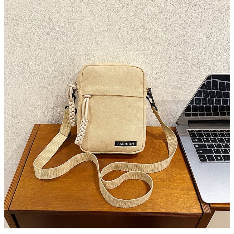 ポシェット　デイリー使いに最適 シンプルポシェット