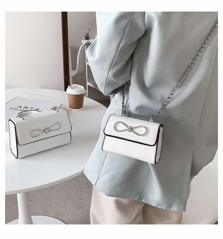 ポシェット　リボンモチーフ ミニポシェット