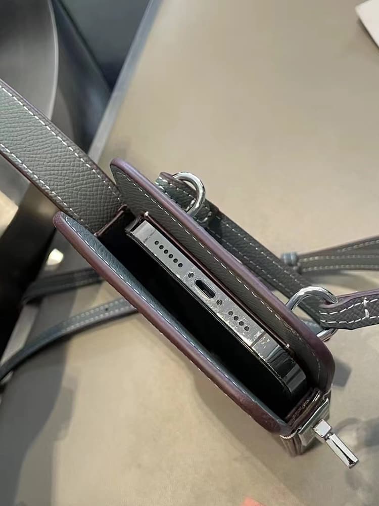 スマホ収納ミニショルダーポシェット