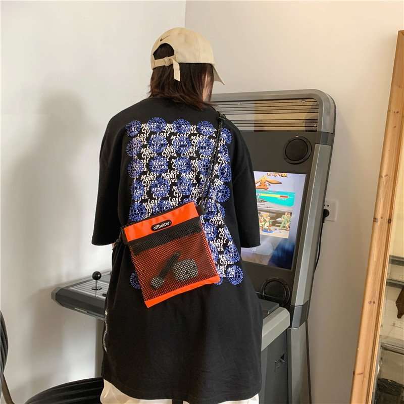 メッシュポケット付き多機能ポシェット