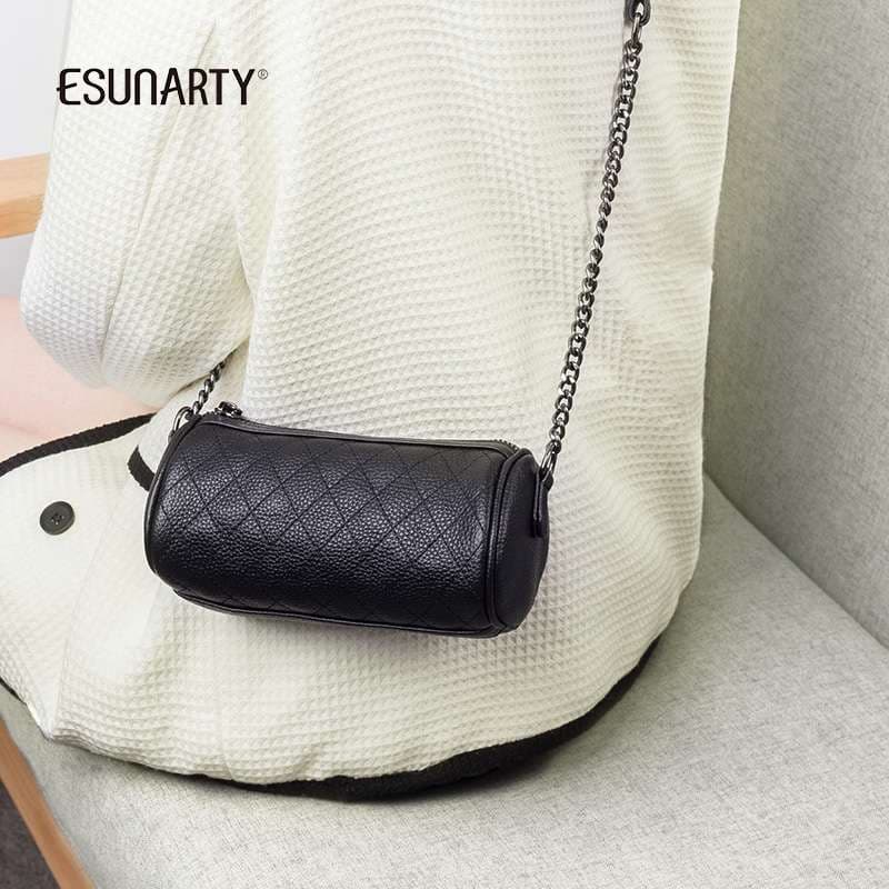 シンプル円筒型ポシェット