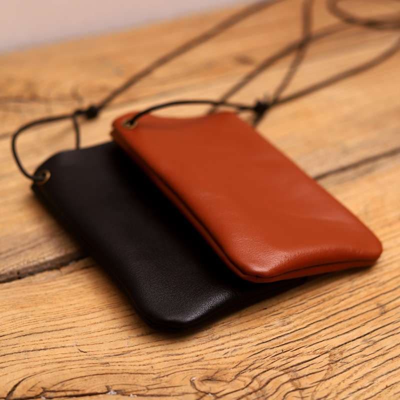 シンプル　スマホポシェット