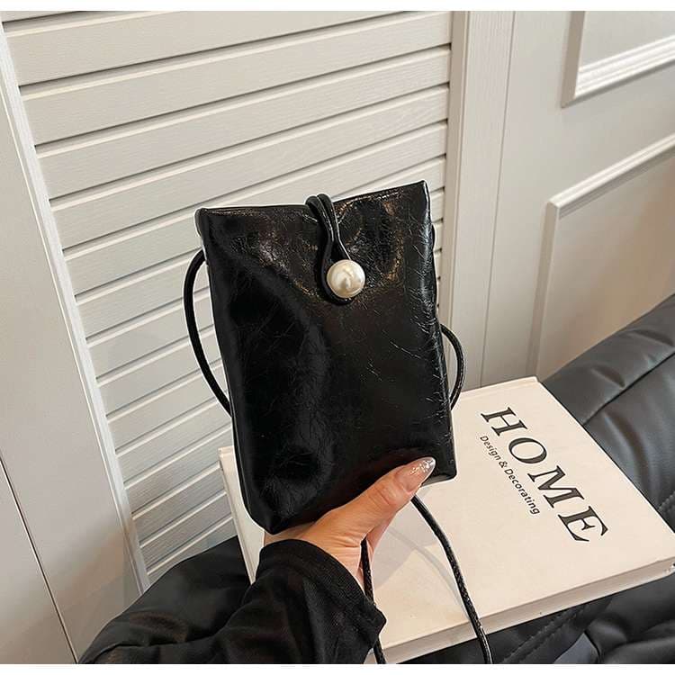ポシェット　パール付き上品ミニポシェット