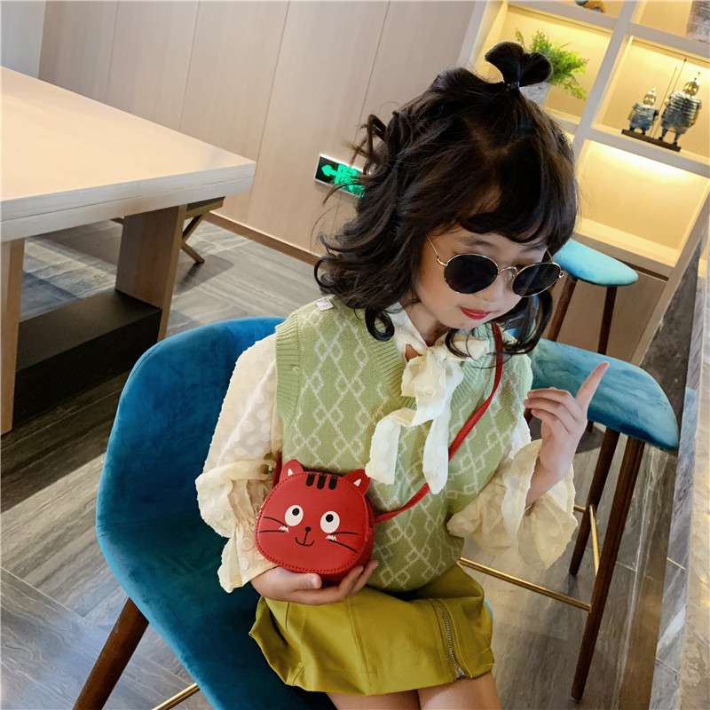 ポシェット　猫顔デザイン キッズポシェット