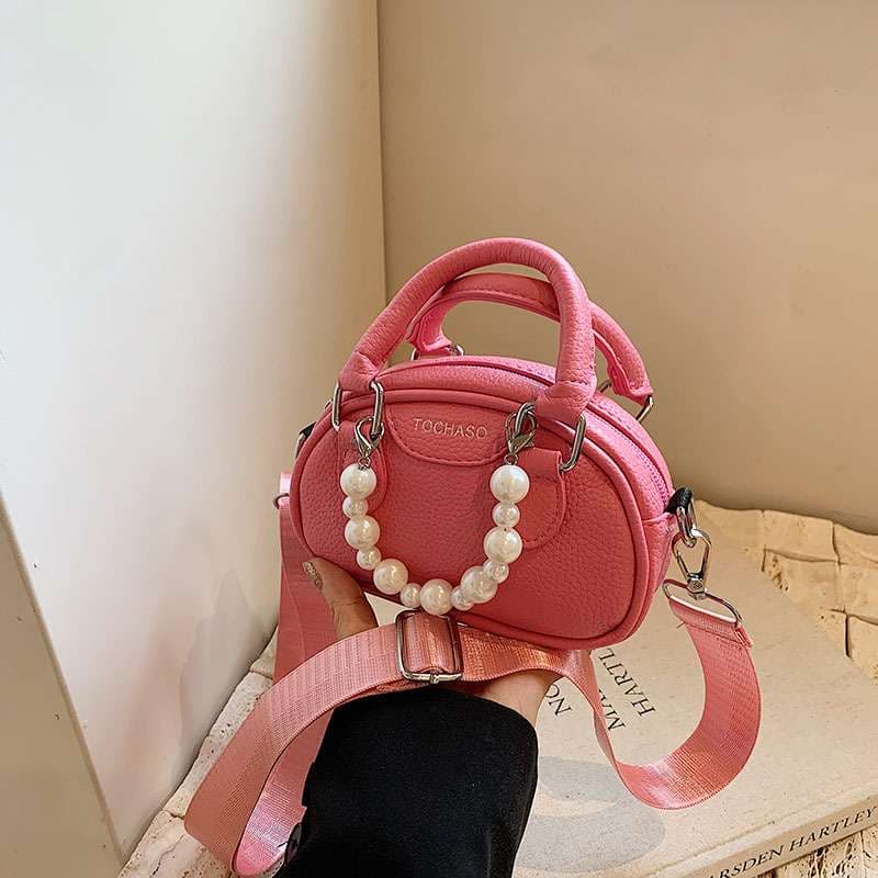 パールハンドル付きポシェット