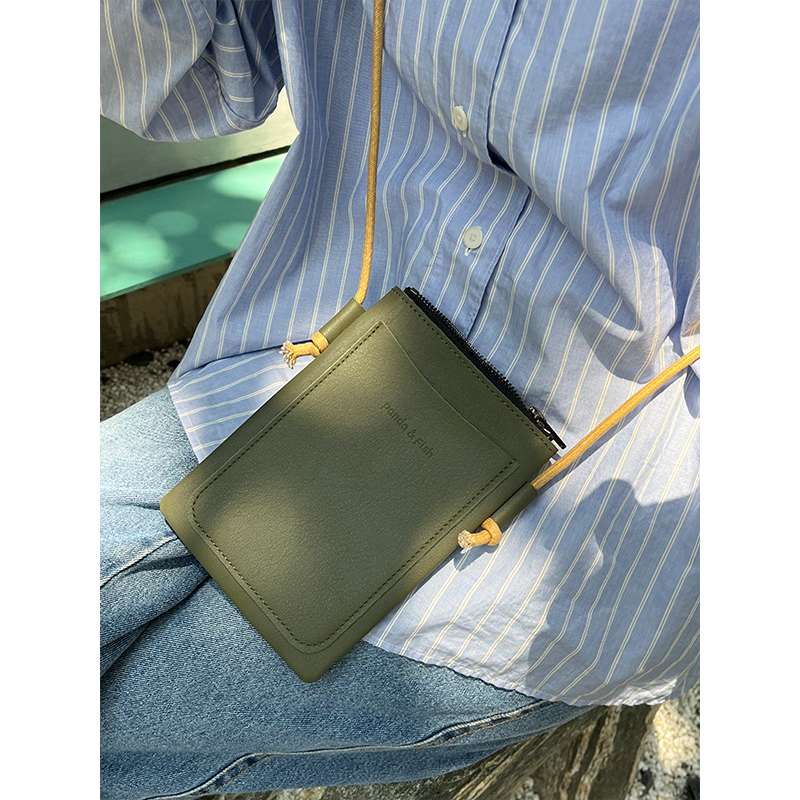 ミニマル シンプル スマホポシェット