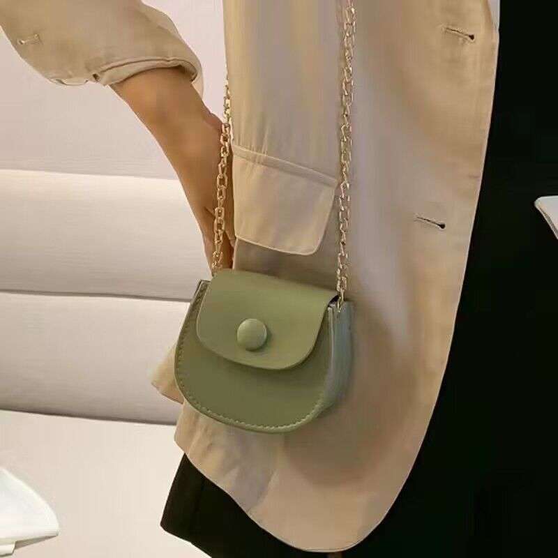 ポシェット　チェーンストラップ ミニポシェット