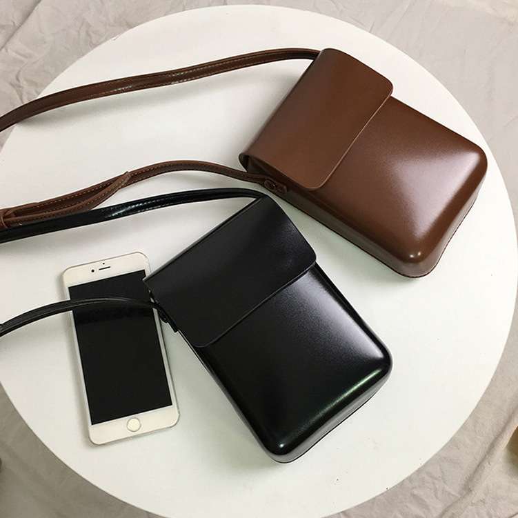 ポシェット　シンプル洗練ミニポシェット