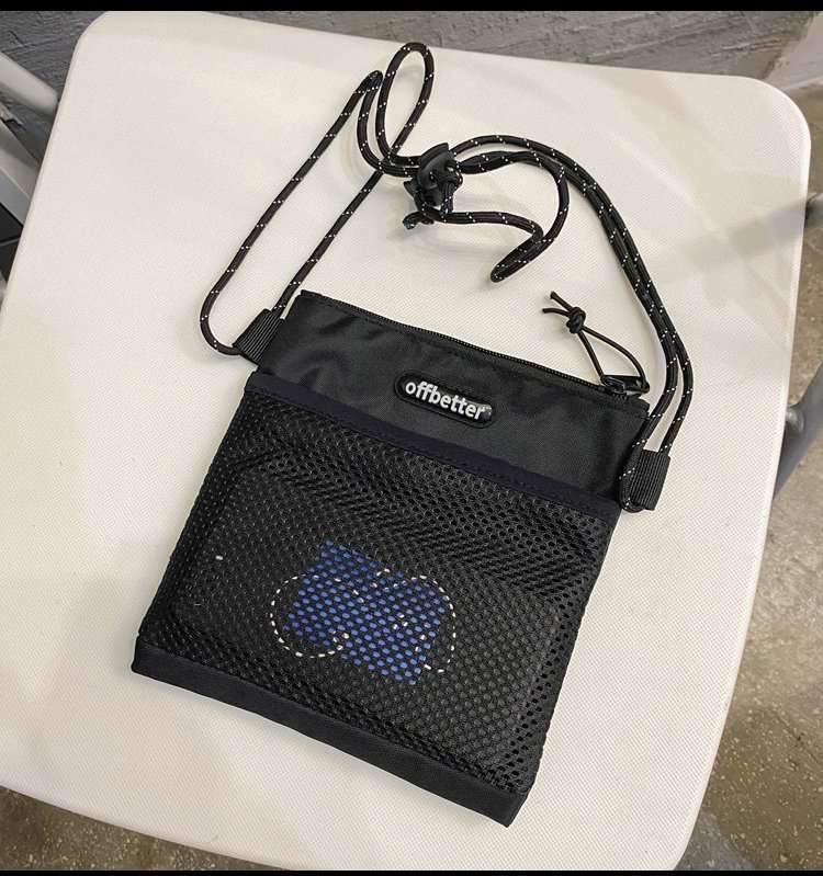 メッシュポケット付き多機能ポシェット