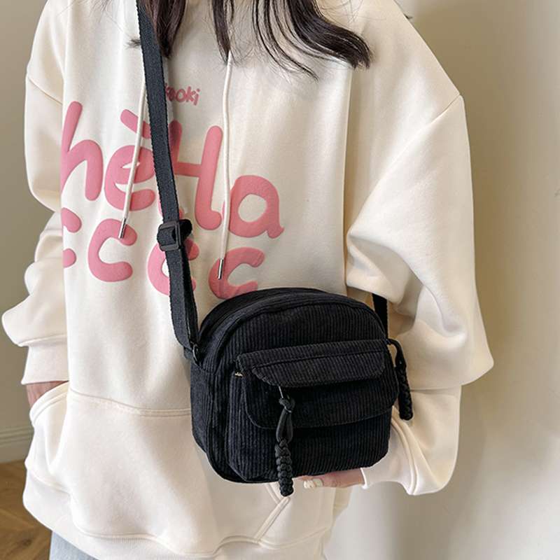 ゆったりコーデュロイ　ポシェット