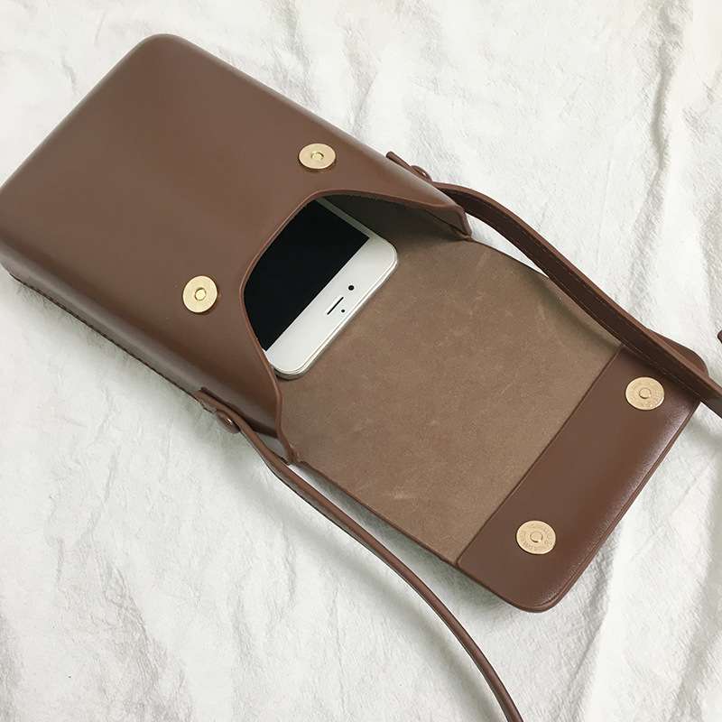 ポシェット　シンプル洗練ミニポシェット