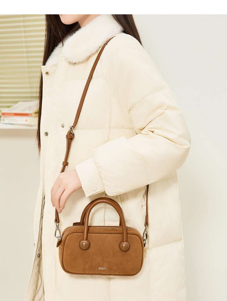上品シンプル ポシェット