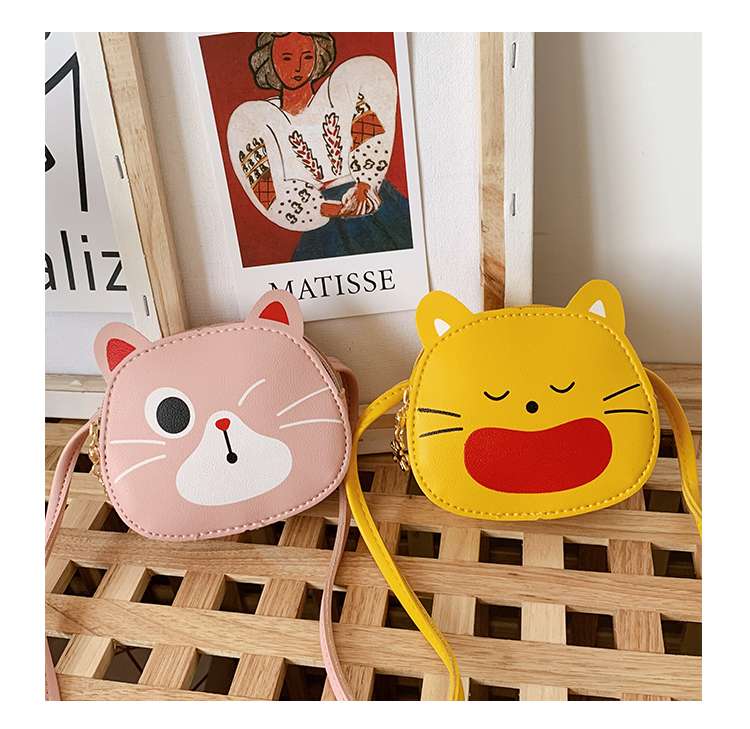 ポシェット　猫顔デザイン キッズポシェット