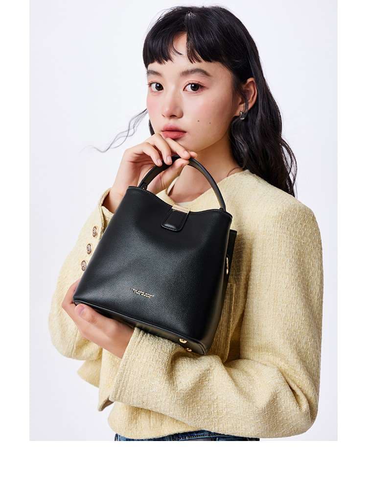 エレガント　ポシェット