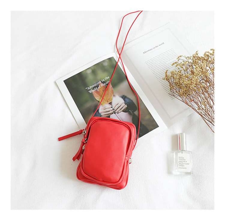 小型多機能ポシェット