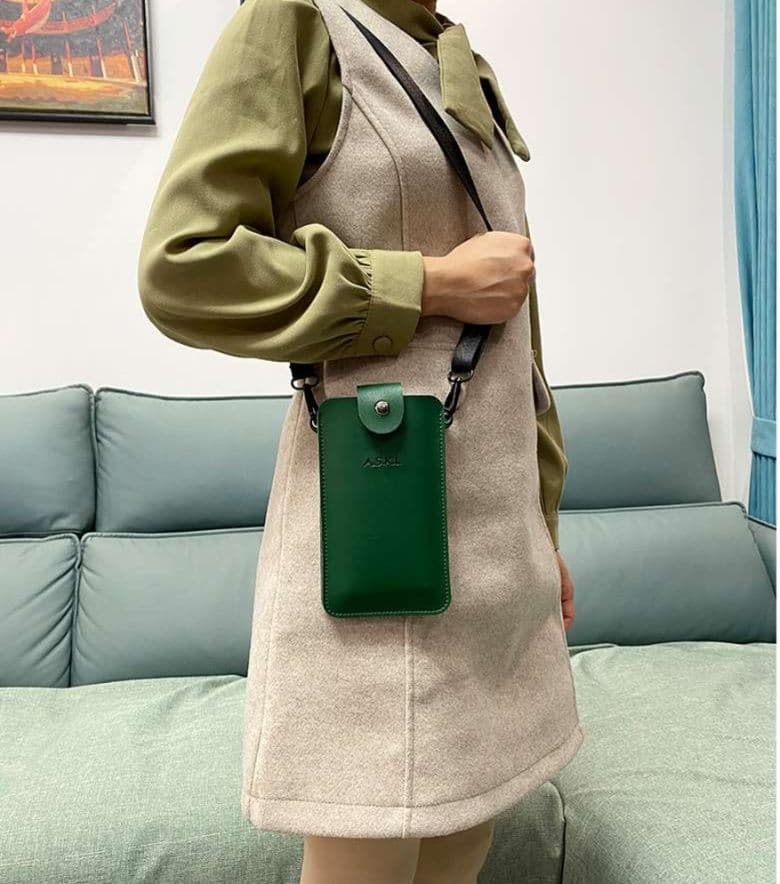 ポシェット レザー様スマホポシェット