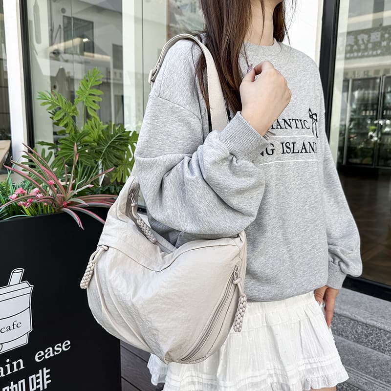 ポシェット ゆったり収納 日常使い軽量ポシェット