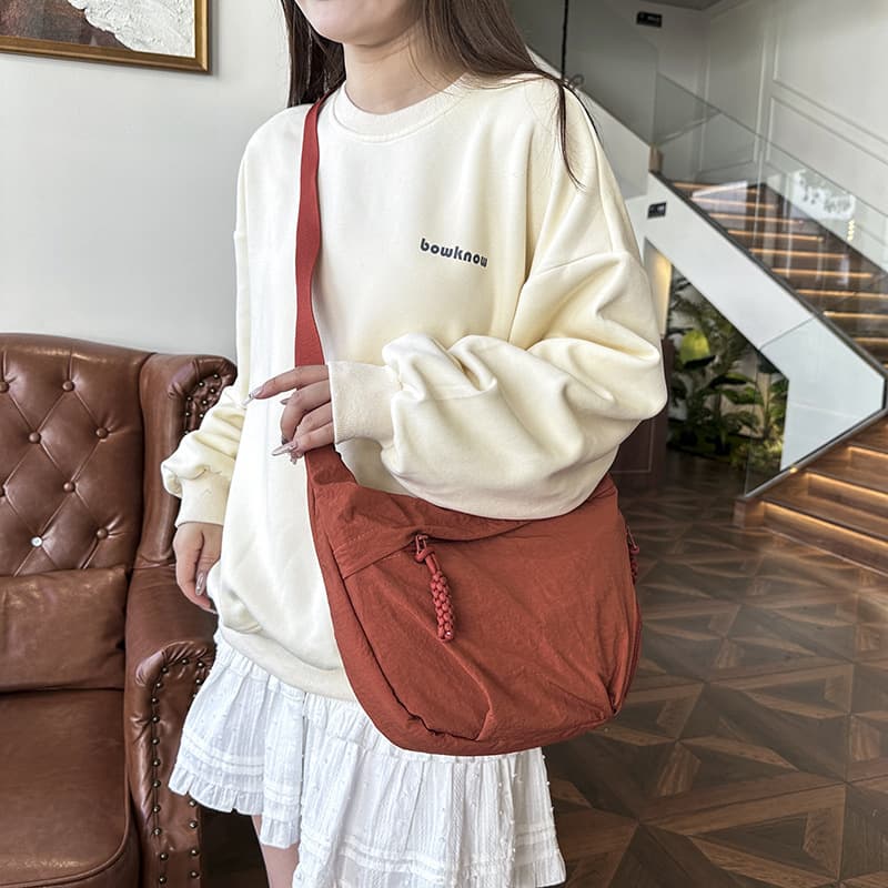 ポシェット ゆったり収納 日常使い軽量ポシェット